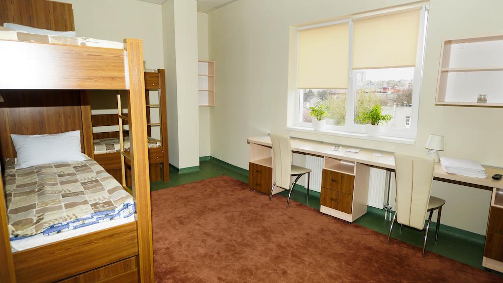 City Hostel Panorama Uschhorod Zimmer foto